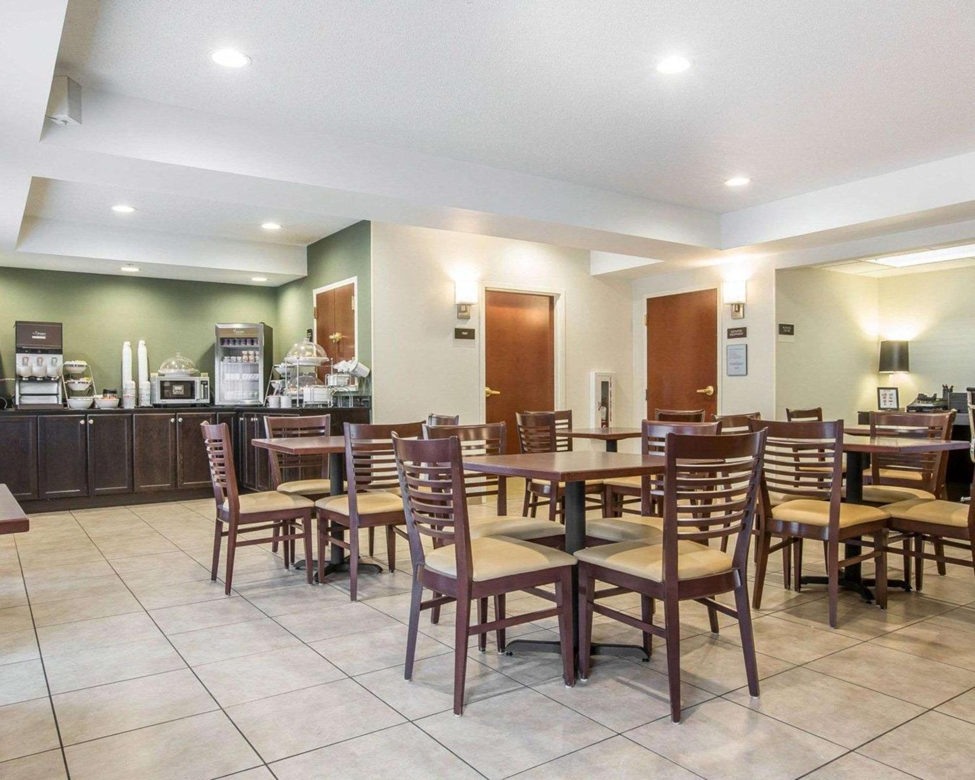 Sleep Inn & Suites Queensbury - Lake George Dış mekan fotoğraf