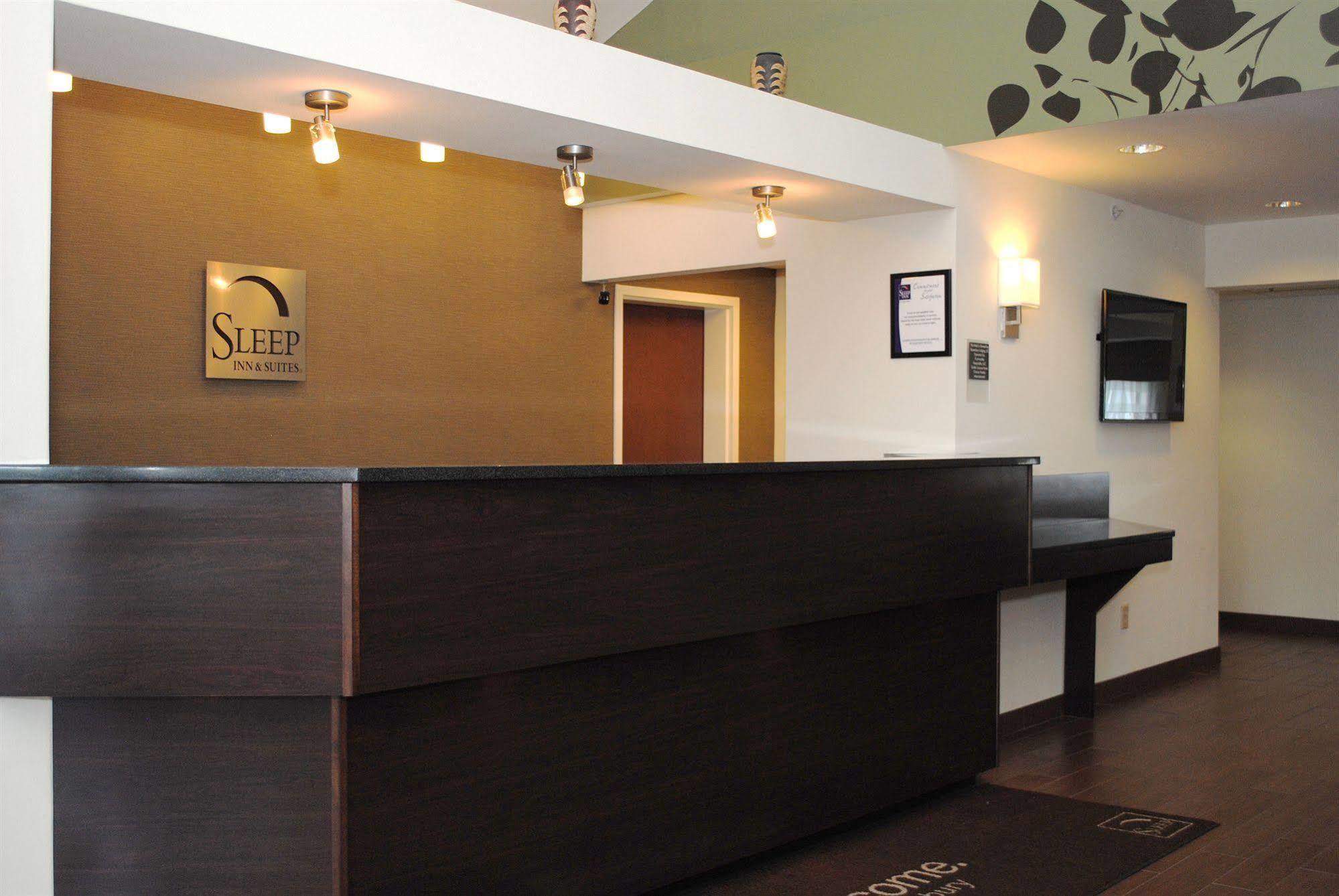 Sleep Inn & Suites Queensbury - Lake George Dış mekan fotoğraf
