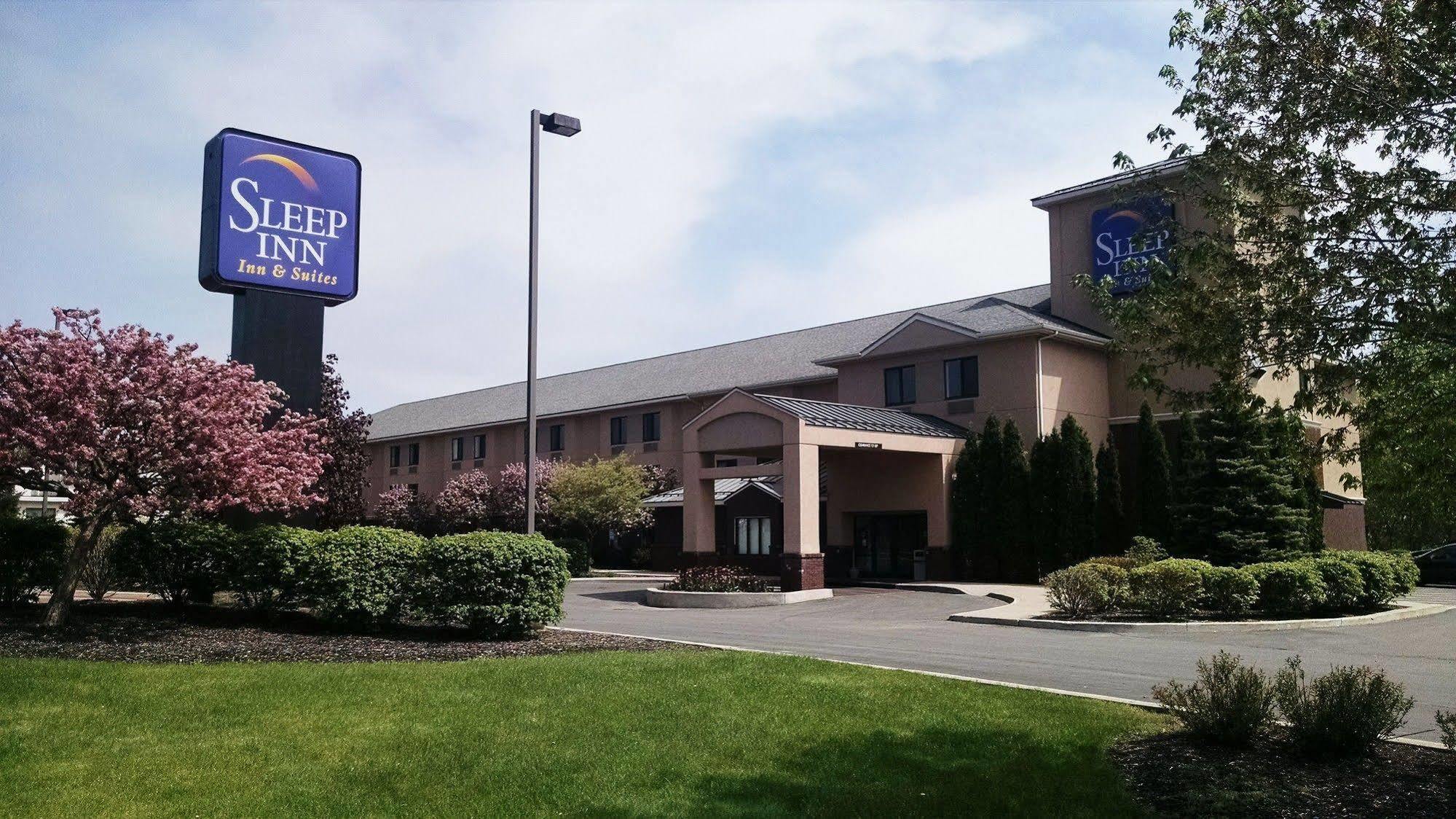 Sleep Inn & Suites Queensbury - Lake George Dış mekan fotoğraf
